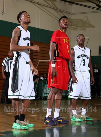 Thumbnail 1 in Taft vs. Inglewood (Paul Pierce Classic)  photogallery.