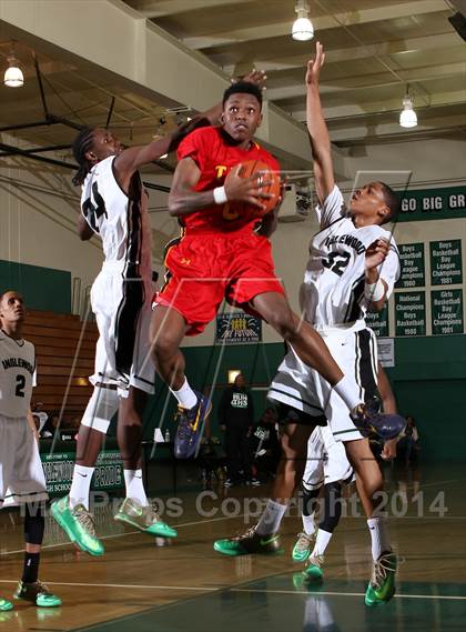 Thumbnail 2 in Taft vs. Inglewood (Paul Pierce Classic)  photogallery.