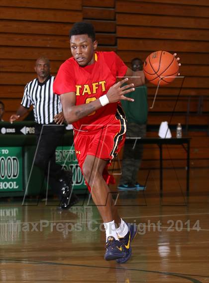 Thumbnail 2 in Taft vs. Inglewood (Paul Pierce Classic)  photogallery.