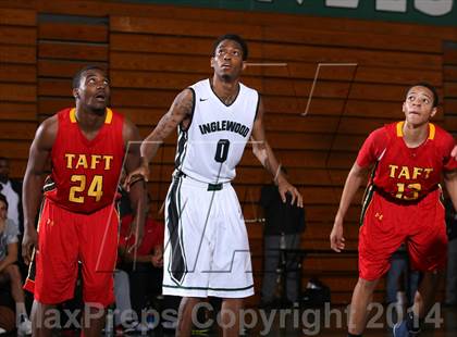 Thumbnail 3 in Taft vs. Inglewood (Paul Pierce Classic)  photogallery.