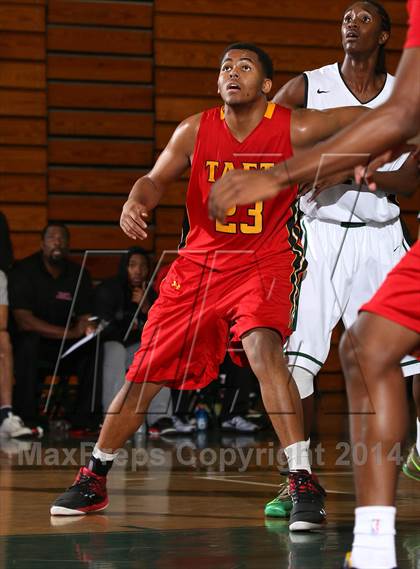 Thumbnail 3 in Taft vs. Inglewood (Paul Pierce Classic)  photogallery.