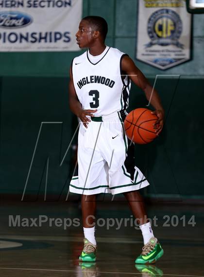 Thumbnail 3 in Taft vs. Inglewood (Paul Pierce Classic)  photogallery.