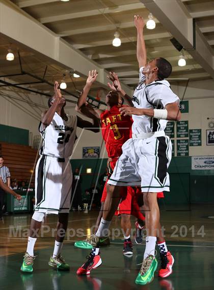 Thumbnail 2 in Taft vs. Inglewood (Paul Pierce Classic)  photogallery.