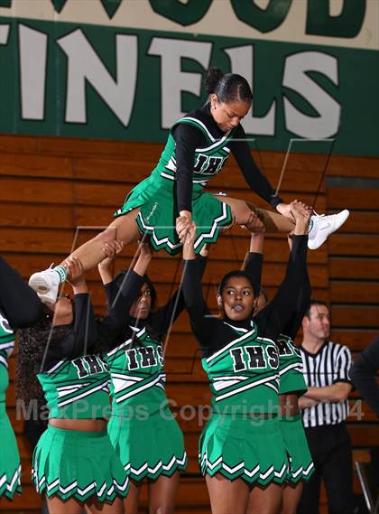 Thumbnail 2 in Taft vs. Inglewood (Paul Pierce Classic)  photogallery.