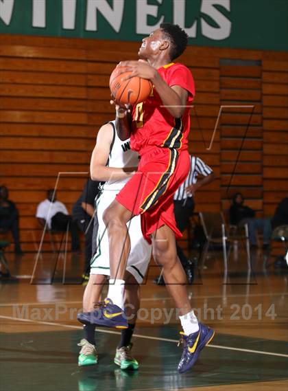 Thumbnail 3 in Taft vs. Inglewood (Paul Pierce Classic)  photogallery.