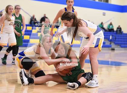 Thumbnail 3 in Mogadore @ Coventry photogallery.