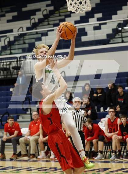 Thumbnail 3 in Grantsville @ Ridgeline (Sophomore) photogallery.