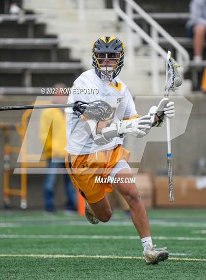 Thumbnail 1 in Manhasset vs. Shoreham-Wading River (NYSPHSAA Class C Regional) photogallery.