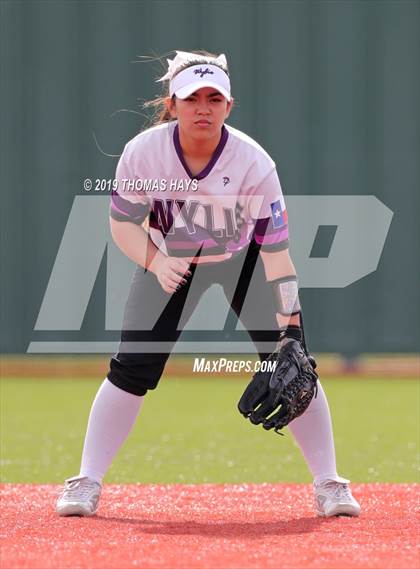 Thumbnail 1 in Azle vs Wylie (Brock Tournament) photogallery.