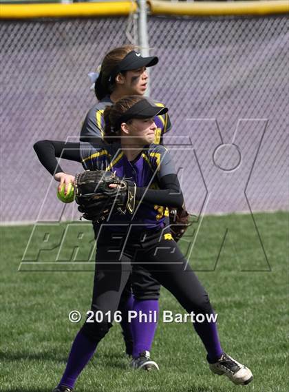 Thumbnail 1 in Bloom-Carroll vs. Johnstown-Monroe photogallery.