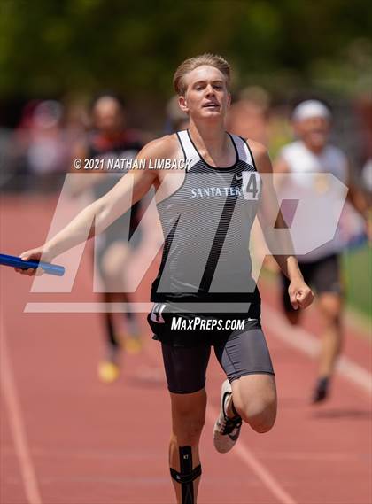 Thumbnail 3 in NMAA 4A Track and Field Championships photogallery.