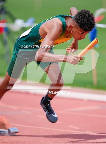 Thumbnail 3 in NMAA 4A Track and Field Championships photogallery.