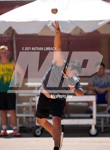 Thumbnail 1 in NMAA 4A Track and Field Championships photogallery.