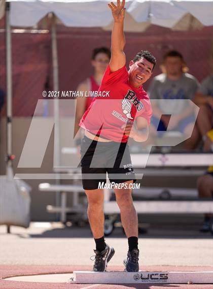 Thumbnail 3 in NMAA 4A Track and Field Championships photogallery.