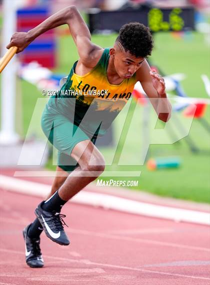 Thumbnail 1 in NMAA 4A Track and Field Championships photogallery.