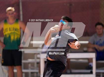Thumbnail 3 in NMAA 4A Track and Field Championships photogallery.
