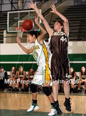 Thumbnail 3 in Laguna Hills vs. Saddleback (Costa Mesa Winter Classic) photogallery.