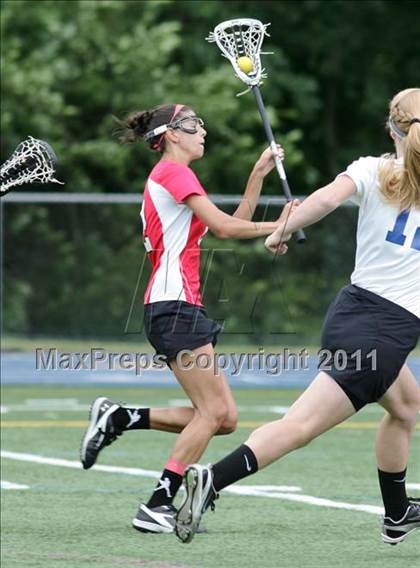 Thumbnail 2 in Glastonbury vs. Greenwich (CIAC Class L Final) photogallery.