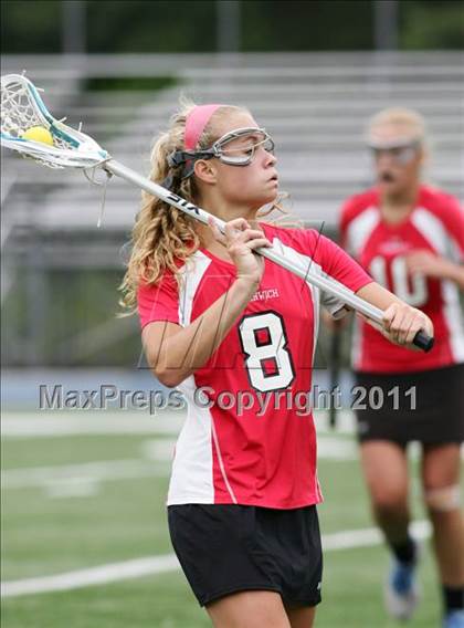 Thumbnail 2 in Glastonbury vs. Greenwich (CIAC Class L Final) photogallery.
