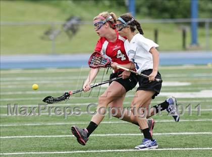 Thumbnail 3 in Glastonbury vs. Greenwich (CIAC Class L Final) photogallery.