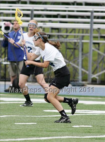Thumbnail 2 in Glastonbury vs. Greenwich (CIAC Class L Final) photogallery.