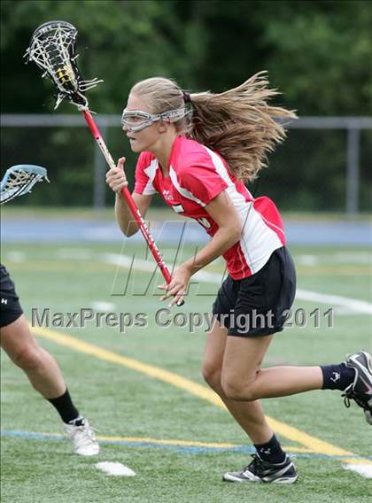 Thumbnail 1 in Glastonbury vs. Greenwich (CIAC Class L Final) photogallery.