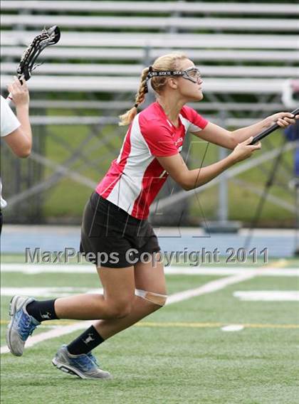 Thumbnail 3 in Glastonbury vs. Greenwich (CIAC Class L Final) photogallery.