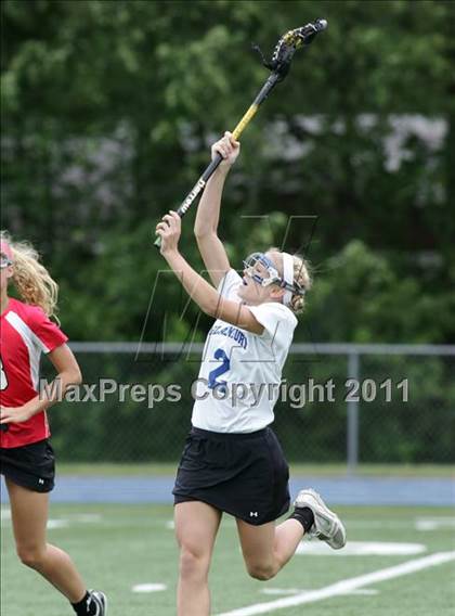 Thumbnail 3 in Glastonbury vs. Greenwich (CIAC Class L Final) photogallery.