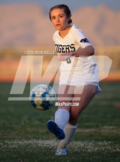 Thumbnail 3 in Kingman Academy @ Kingman photogallery.