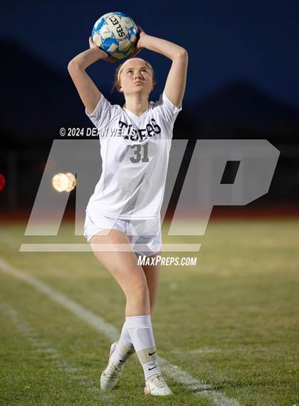 Thumbnail 3 in Kingman Academy @ Kingman photogallery.