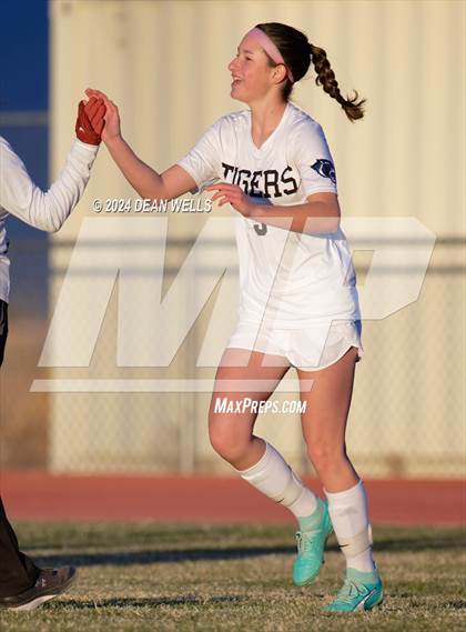 Thumbnail 3 in Kingman Academy @ Kingman photogallery.