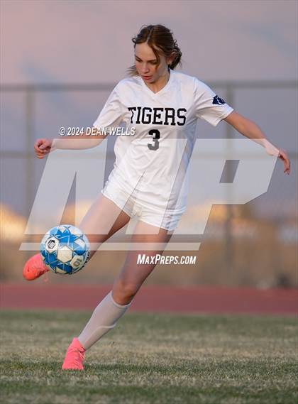 Thumbnail 1 in Kingman Academy @ Kingman photogallery.