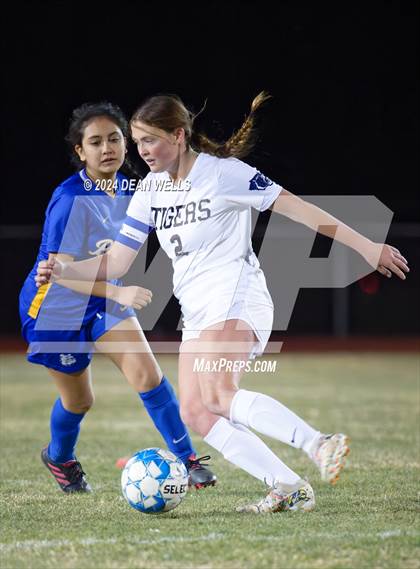 Thumbnail 3 in Kingman Academy @ Kingman photogallery.