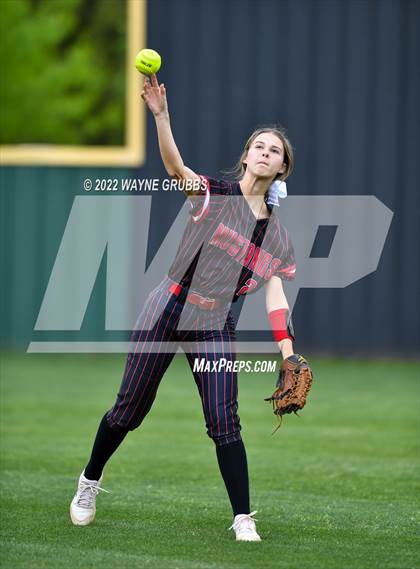 Thumbnail 2 in White Oak @ Hughes Springs photogallery.