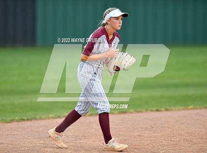 Thumbnail 1 in White Oak @ Hughes Springs photogallery.