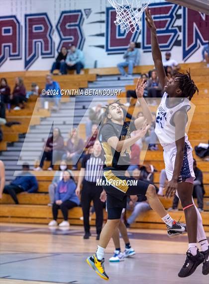 Thumbnail 3 in Cherokee Trail vs Arapahoe photogallery.