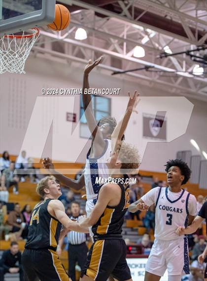Thumbnail 1 in Cherokee Trail vs Arapahoe photogallery.