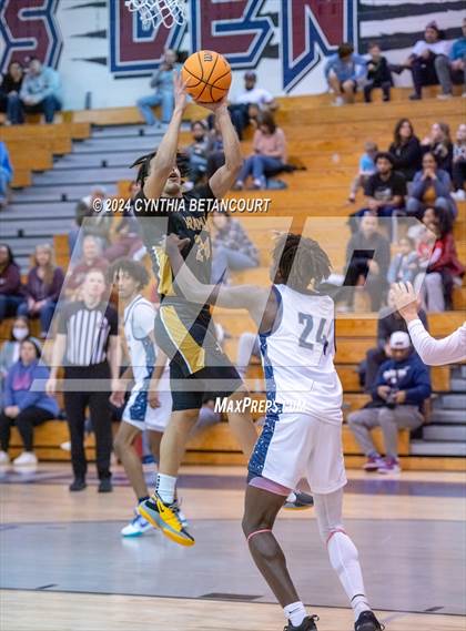 Thumbnail 1 in Cherokee Trail vs Arapahoe photogallery.