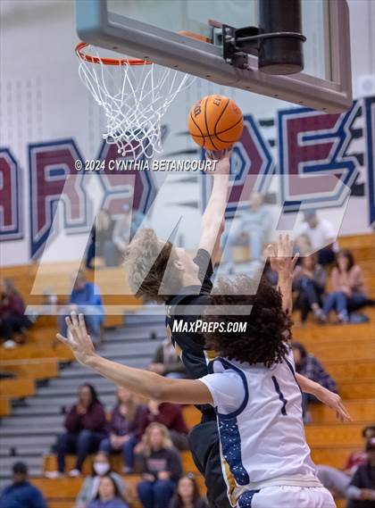 Thumbnail 2 in Cherokee Trail vs Arapahoe photogallery.