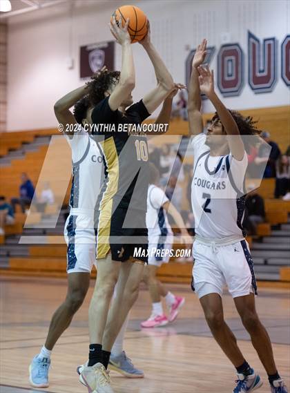 Thumbnail 2 in Cherokee Trail vs Arapahoe photogallery.