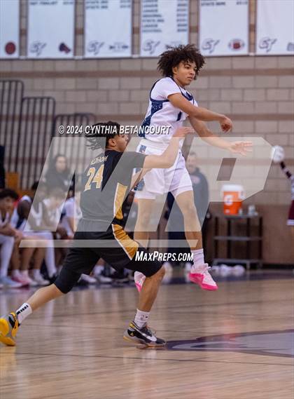Thumbnail 2 in Cherokee Trail vs Arapahoe photogallery.