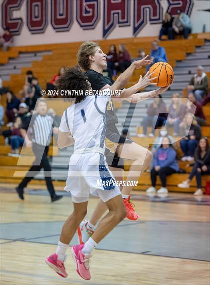 Thumbnail 3 in Cherokee Trail vs Arapahoe photogallery.