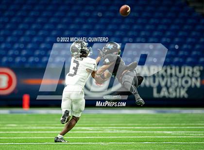 Thumbnail 2 in Vandegrift vs. Harlan (UIL 5A Division 2 Regional Playoff) photogallery.