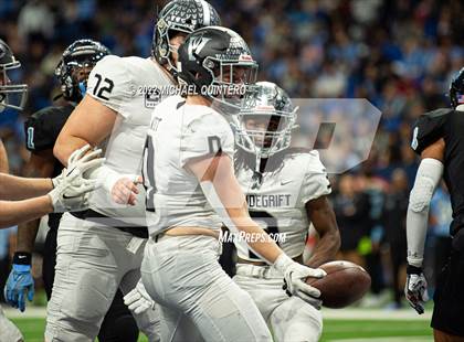 Thumbnail 2 in Vandegrift vs. Harlan (UIL 5A Division 2 Regional Playoff) photogallery.