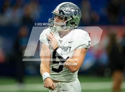 Thumbnail 2 in Vandegrift vs. Harlan (UIL 5A Division 2 Regional Playoff) photogallery.