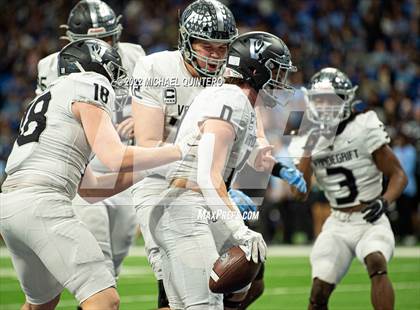 Thumbnail 1 in Vandegrift vs. Harlan (UIL 5A Division 2 Regional Playoff) photogallery.