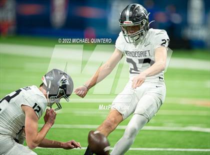 Thumbnail 3 in Vandegrift vs. Harlan (UIL 5A Division 2 Regional Playoff) photogallery.