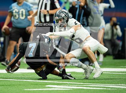 Thumbnail 2 in Vandegrift vs. Harlan (UIL 5A Division 2 Regional Playoff) photogallery.
