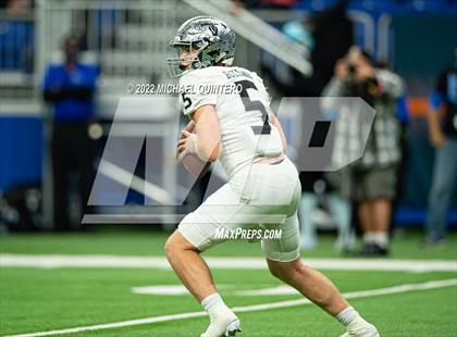 Thumbnail 2 in Vandegrift vs. Harlan (UIL 5A Division 2 Regional Playoff) photogallery.