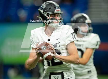 Thumbnail 1 in Vandegrift vs. Harlan (UIL 5A Division 2 Regional Playoff) photogallery.